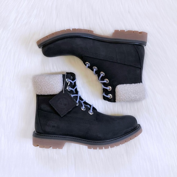 Timberland Women’s Premium 6 Inch Waterproof Black Boots - Picture 6 of 7